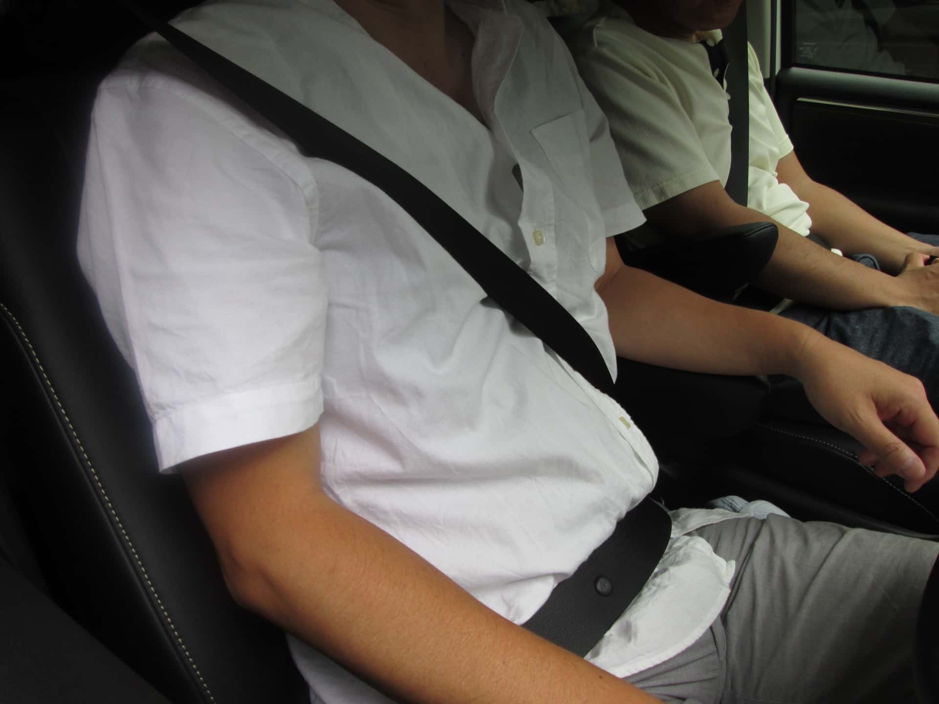 キャンピングカーでもシートベルトは必須 シートベルトをして安全を確保しよう キャンピングカーウェブ